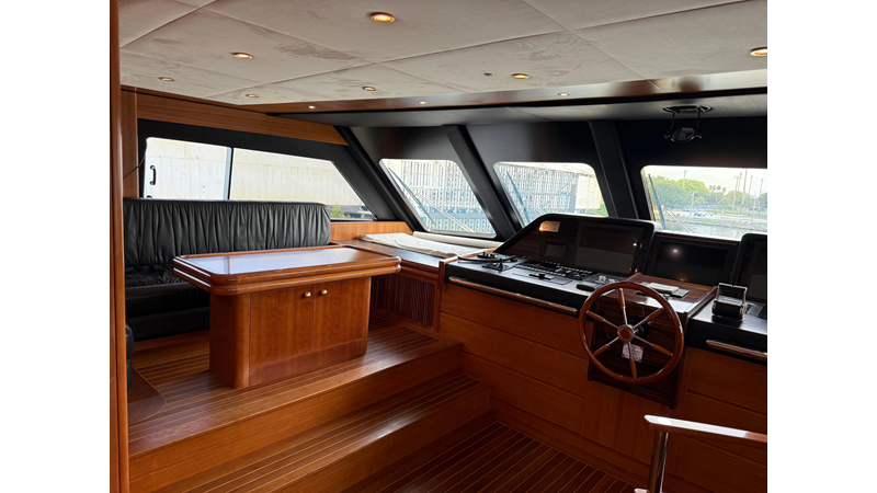 Photo of SES CUSTOM SUNRISE 112'