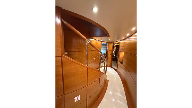 Photo of SES CUSTOM SUNRISE 112'