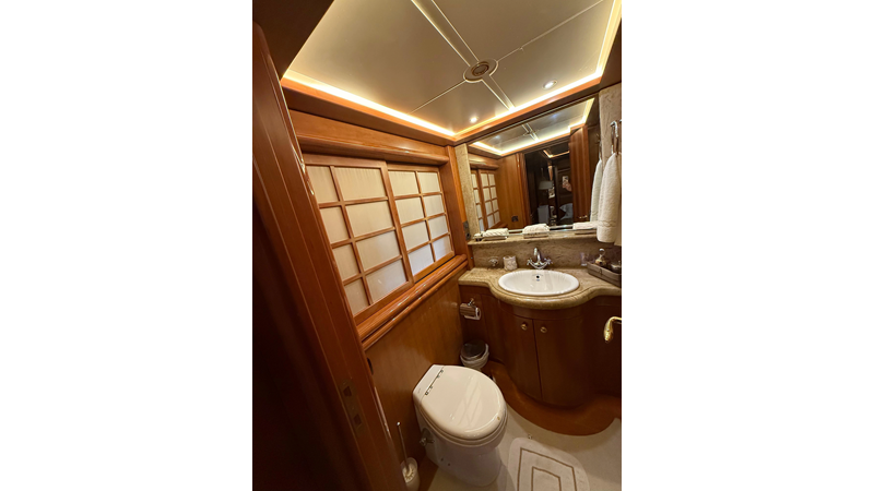 Photo of SES CUSTOM SUNRISE 112'