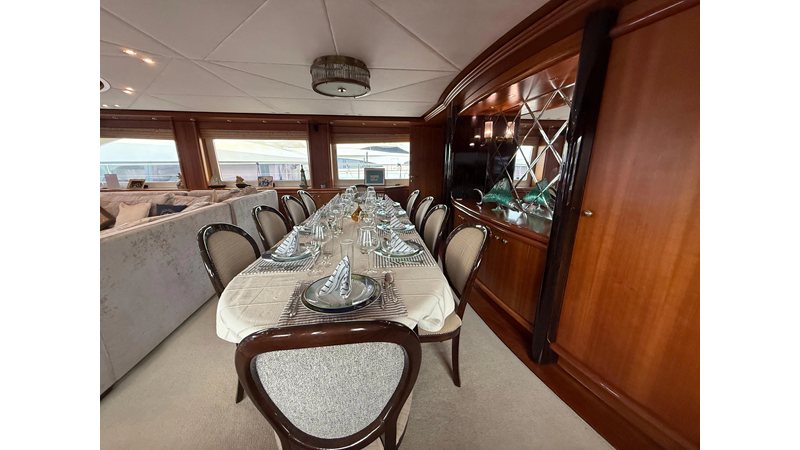 Photo of SES CUSTOM SUNRISE 112'