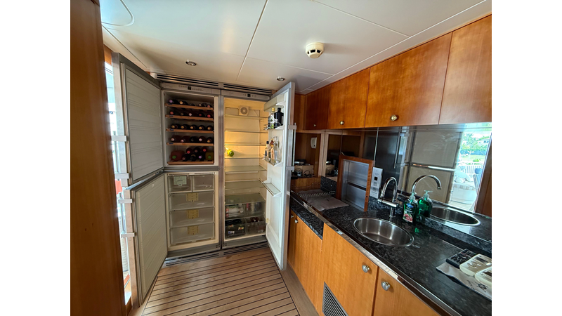 Photo of SES CUSTOM SUNRISE 112'