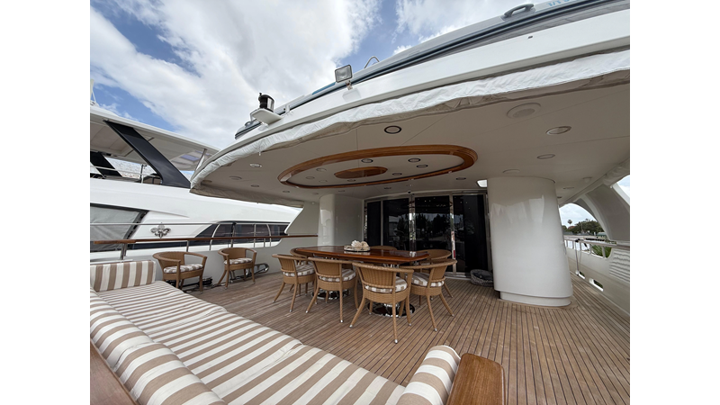 Photo of SES CUSTOM SUNRISE 112'