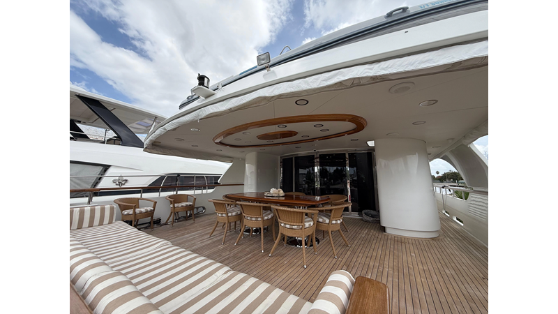 Photo of SES CUSTOM SUNRISE 112'