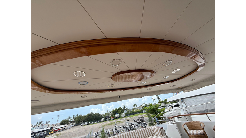 Photo of SES CUSTOM SUNRISE 112'