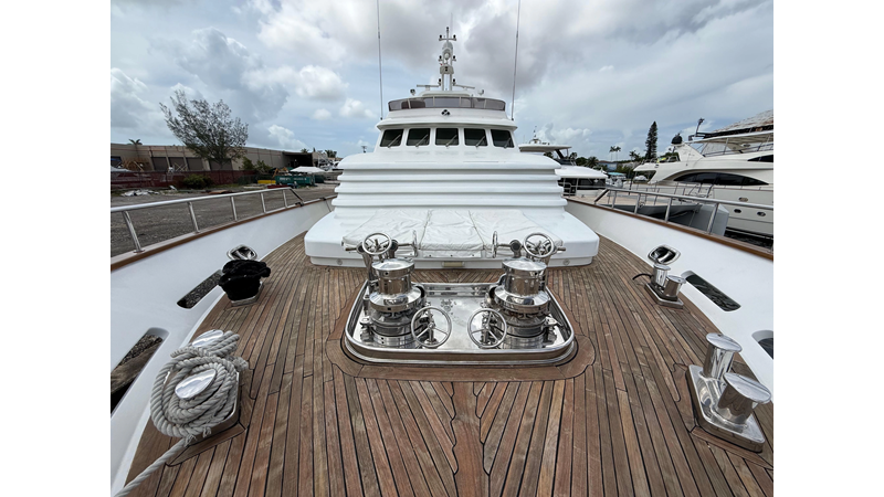 Photo of SES CUSTOM SUNRISE 112'