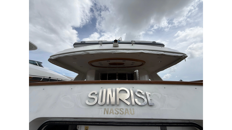 Photo of SES CUSTOM SUNRISE 112'