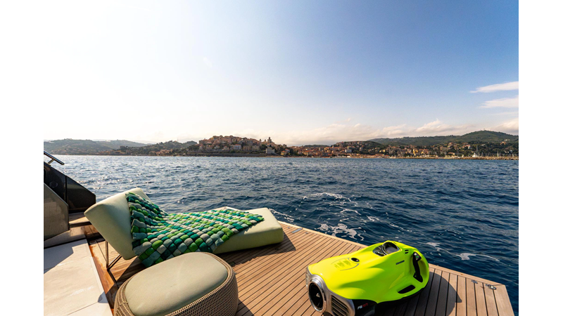 Photo of AZIMUT YACHTS 27 METRI 88'