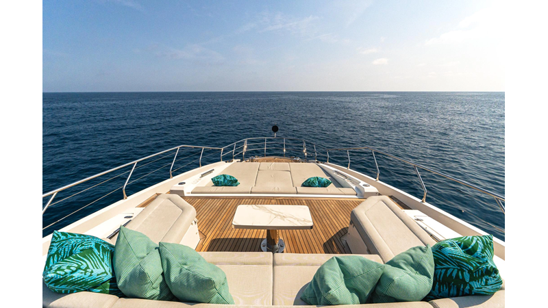 Photo of AZIMUT YACHTS 27 METRI 88'