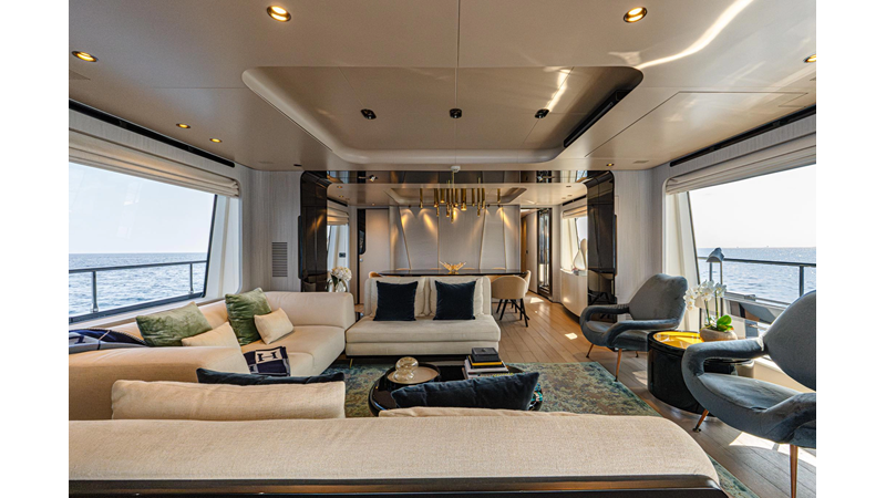 Photo of AZIMUT YACHTS 27 METRI 88'
