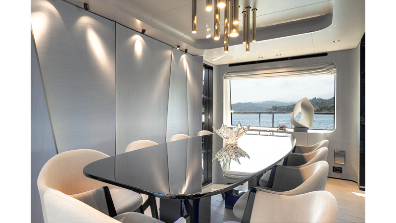 Photo of AZIMUT YACHTS 27 METRI 88'