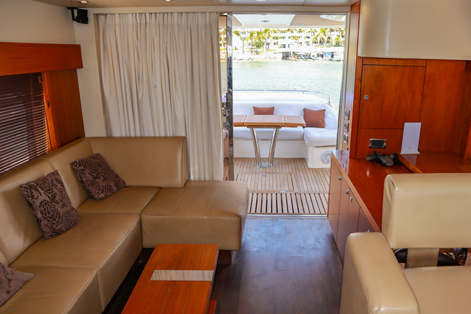 Photo of SUNSEEKER SERENO 59' 9