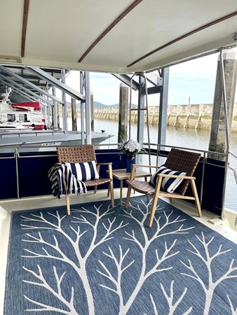 Photo of TOLLYCRAFT ISLE OF VIEW 44'