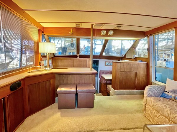Photo of TOLLYCRAFT ISLE OF VIEW 44'