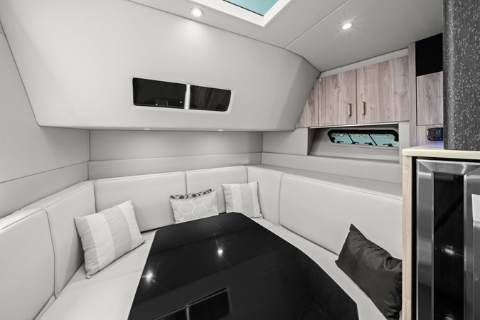 Photo of FORMULA Take 5 56' 3