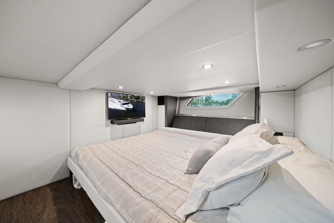 Photo of FORMULA Take 5 56' 3