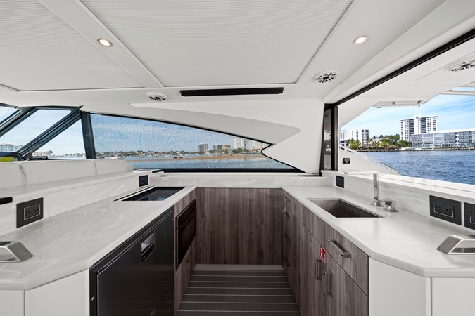 Photo of FORMULA Take 5 56' 3