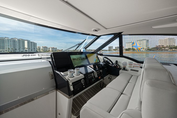 Photo of FORMULA Take 5 56' 3