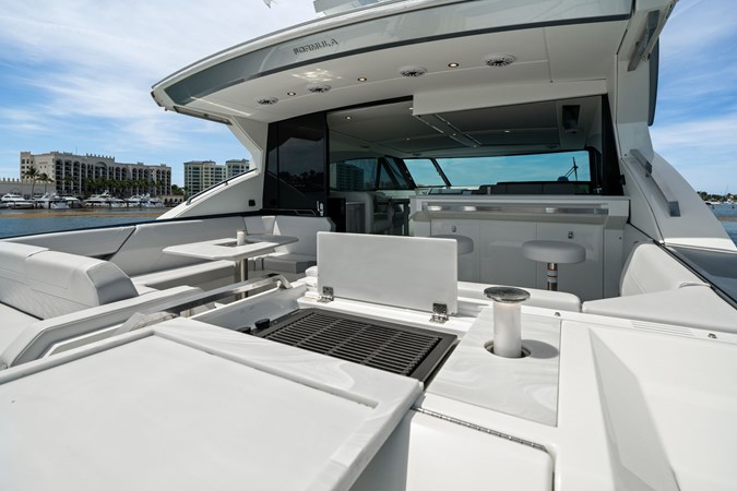 Photo of FORMULA Take 5 56' 3