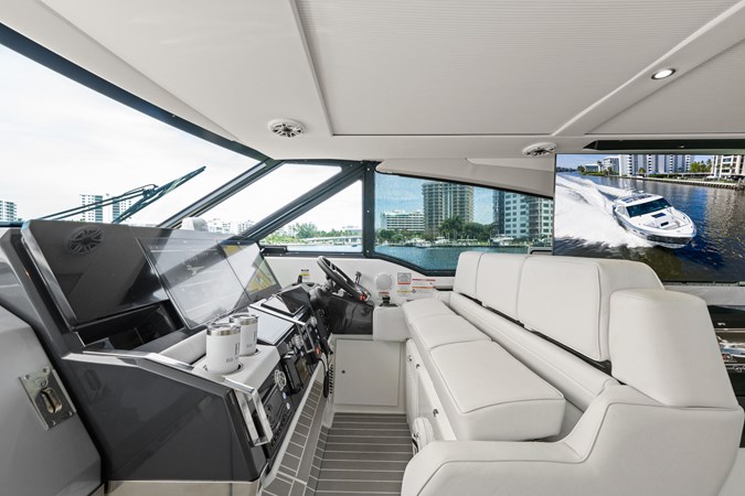 Photo of FORMULA Take 5 56' 3