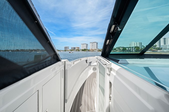 Photo of FORMULA Take 5 56' 3