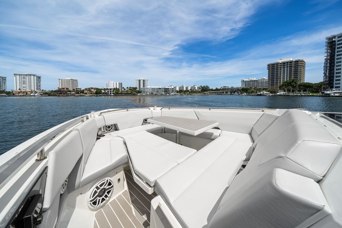 Photo of FORMULA Take 5 56' 3