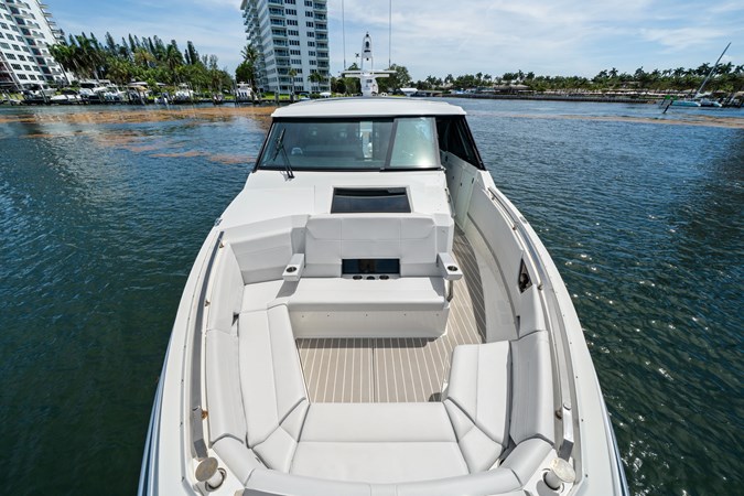 Photo of FORMULA Take 5 56' 3