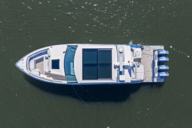 Photo of FORMULA Take 5 56' 3