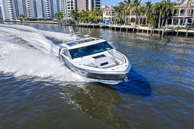 Photo of FORMULA Take 5 56' 3