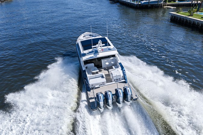 Photo of FORMULA Take 5 56' 3
