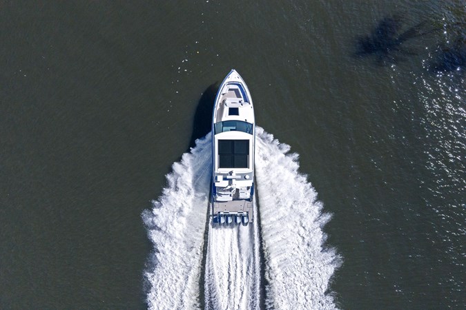 Photo of FORMULA Take 5 56' 3