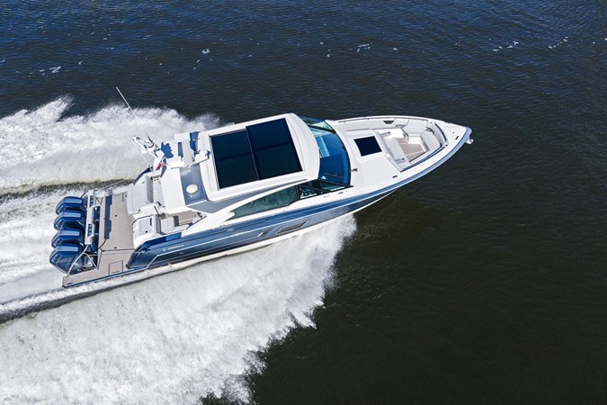 Photo of FORMULA Take 5 56' 3