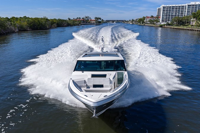 Photo of FORMULA Take 5 56' 3