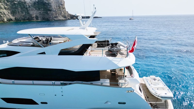 Photo of SUNSEEKER EVERDEEN 92' 1