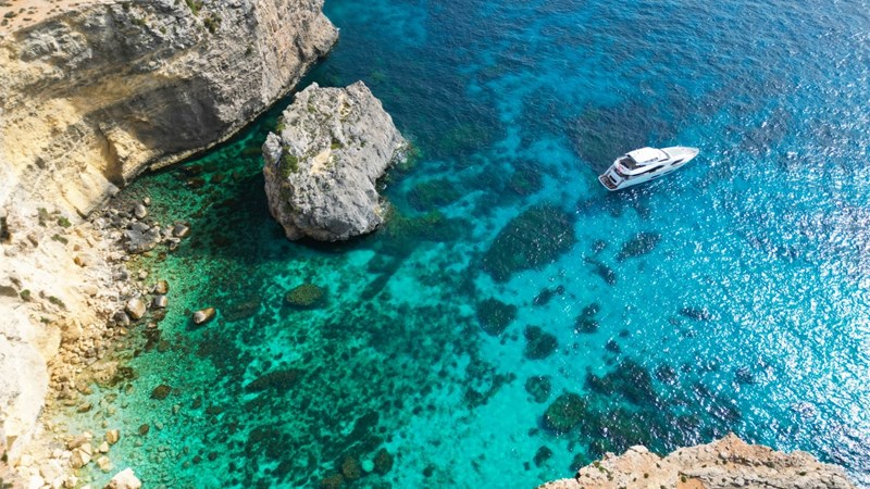 Photo of SUNSEEKER EVERDEEN 92' 1