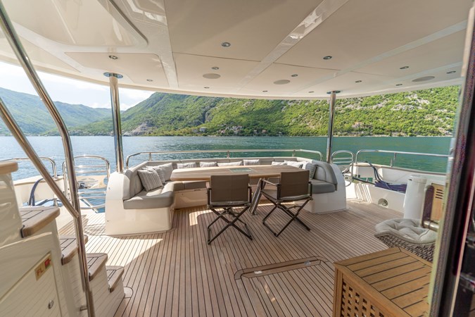 Photo of SUNSEEKER EVERDEEN 92' 1