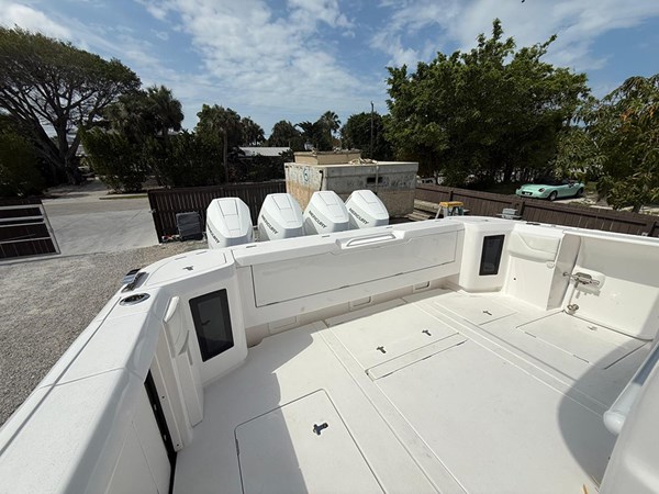 Photo of INTREPID SPONTANEOUS 42'