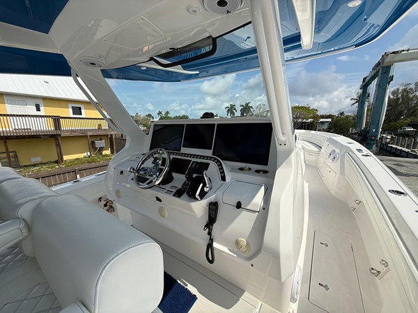Photo of INTREPID SPONTANEOUS 42'
