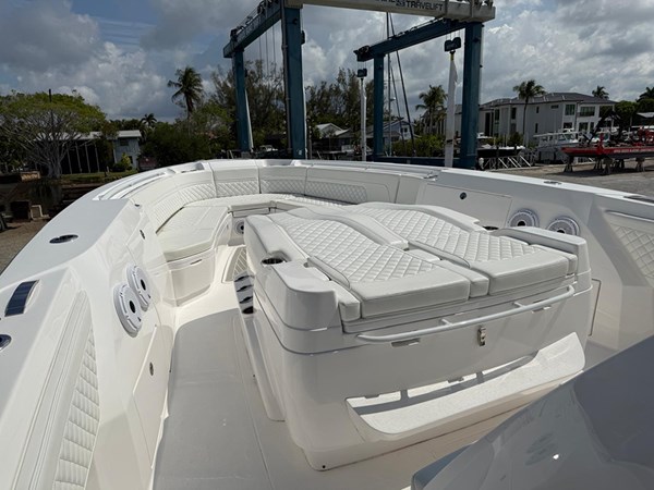 Photo of INTREPID SPONTANEOUS 42'