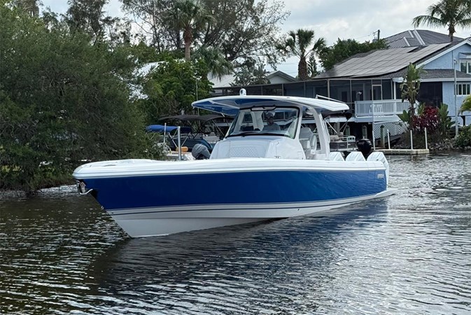 Photo of INTREPID SPONTANEOUS 42'