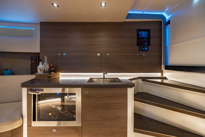 Photo of VANQUISH YACHTS IMPULSIVE 58'