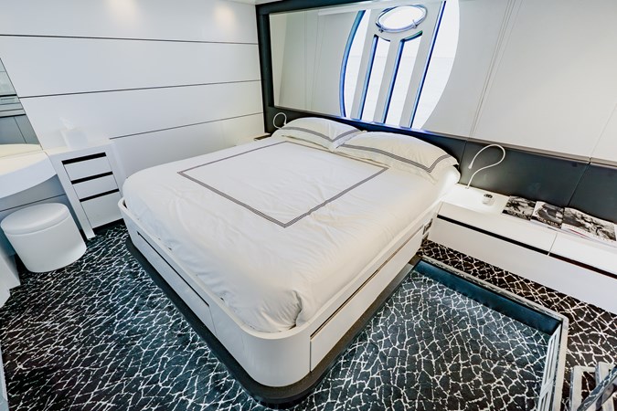 Photo of PERSHING HAWK 80' 5