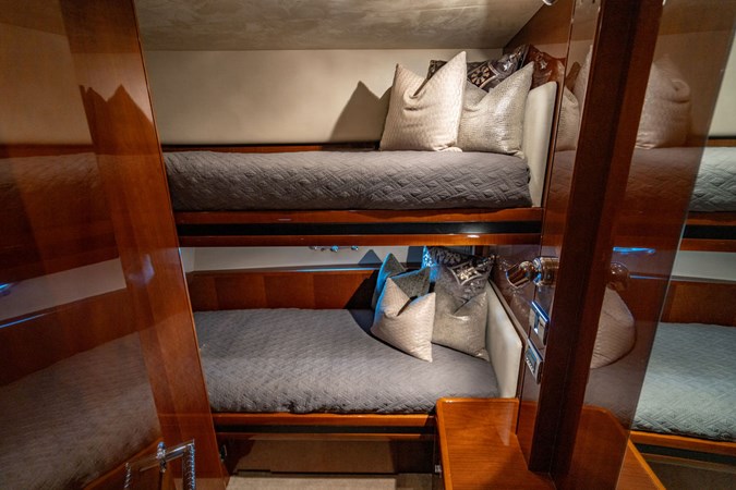 Photo of PRINCESS YACHTS Oasis (Copy) 95' 6