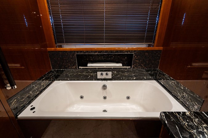 Photo of PRINCESS YACHTS Oasis (Copy) 95' 6