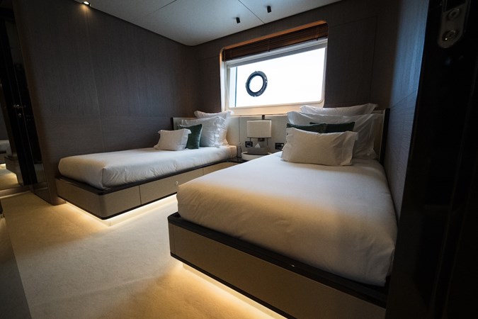 Photo of AZIMUT YACHTS ANA 87' 11