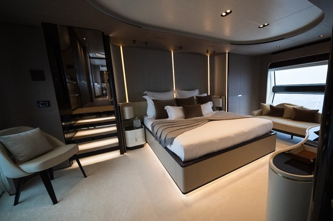 Photo of AZIMUT YACHTS ANA 87' 11