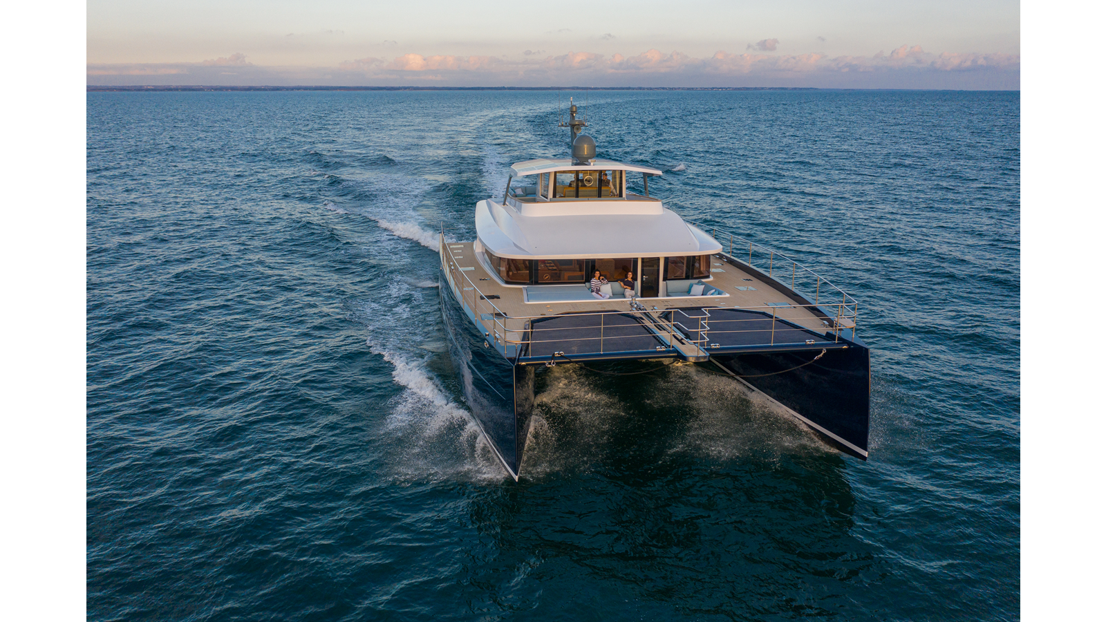 yacht-image