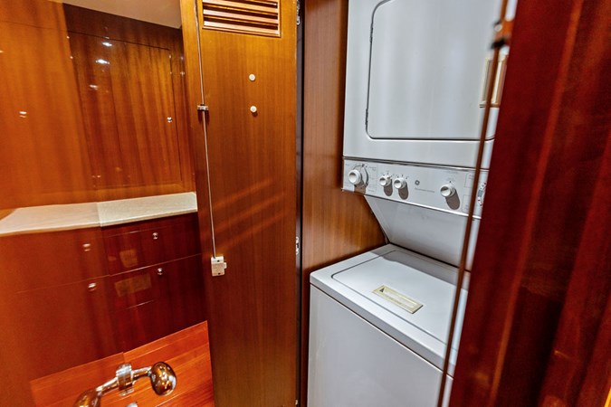 Photo of HORIZON YACHTS BABE 82'