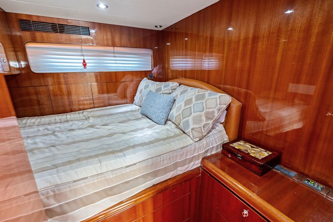 Photo of HORIZON YACHTS BABE 82'