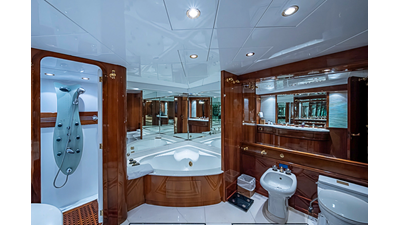 1994 BENETTI YACHTS Trideck - photo 20
