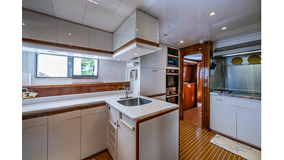1994 BENETTI YACHTS Trideck - photo 22